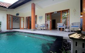 Shine Villa Sanur